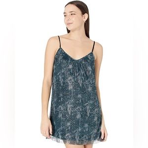 NWT BB Dakota Marble Cake Dress